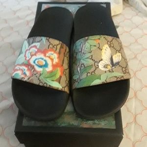 Gucci slides